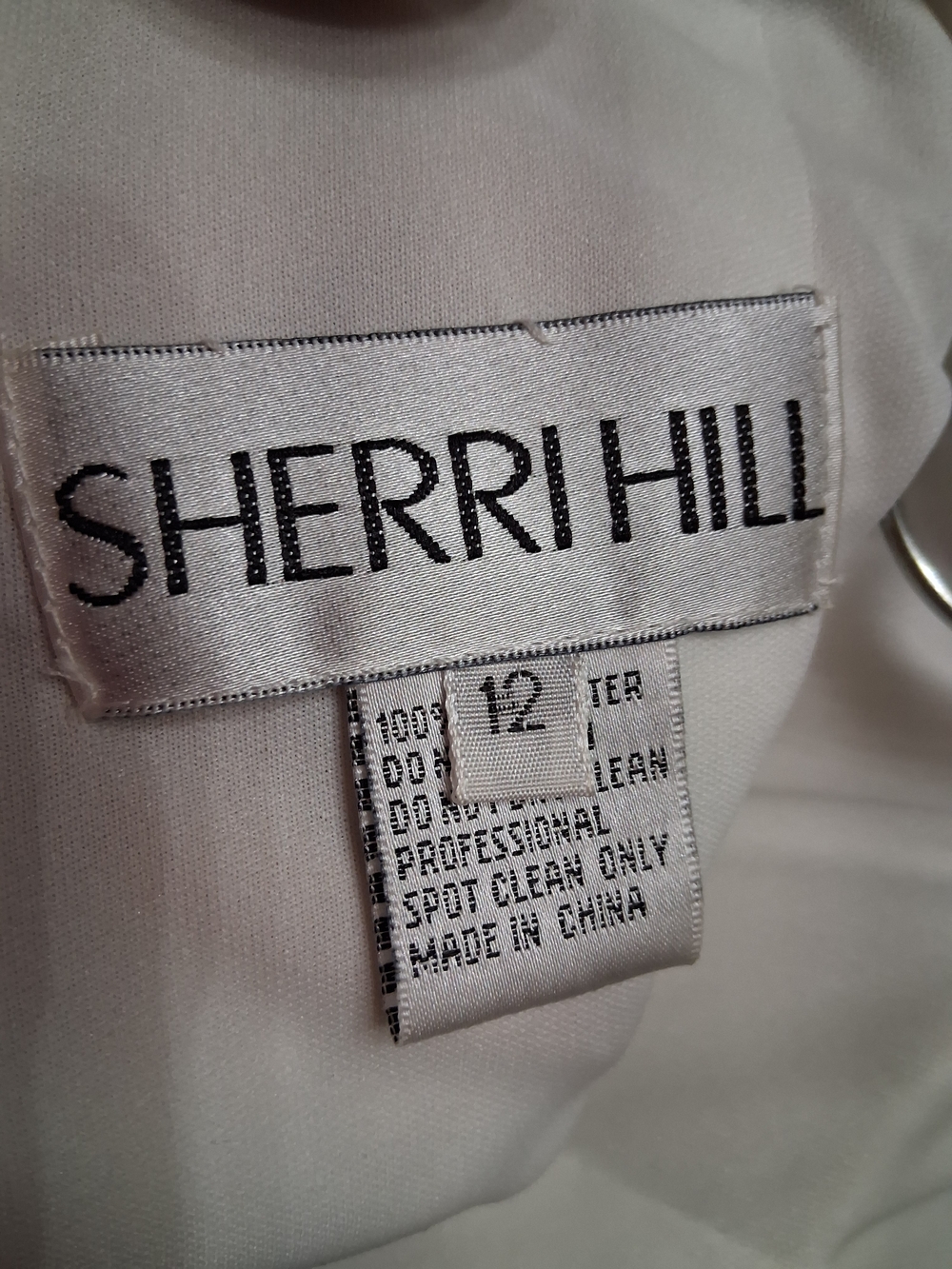 New Sherri Hill New Size 12 White Lace With Embellishments Evening Dress - Picture 8 of 9